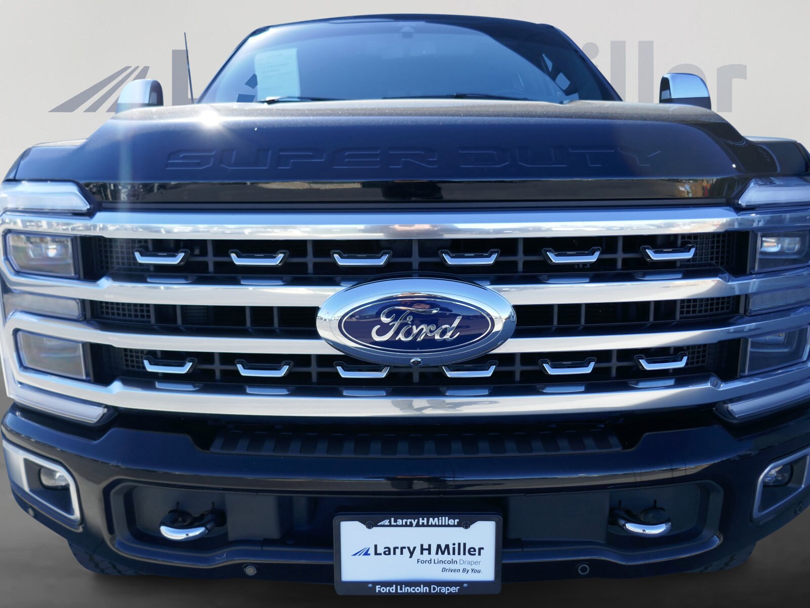 2024 Ford F-350 Platinum photo 3