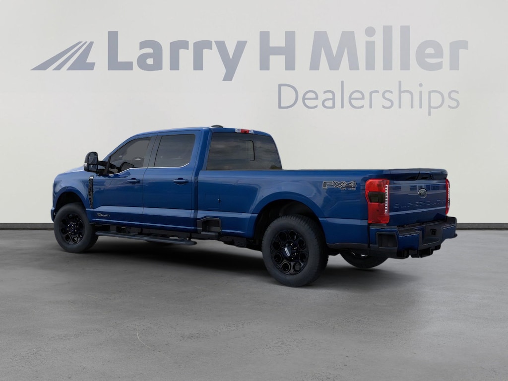 New 2026 Ford Super Duty F-350 SRW LARIAT 4WD Crew Cab 8' Box V8 Engine