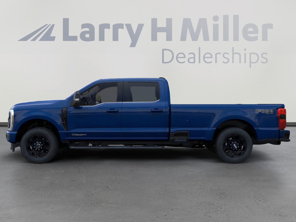 New 2026 Ford Super Duty F-350 SRW LARIAT 4WD Crew Cab 8' Box V8 Engine