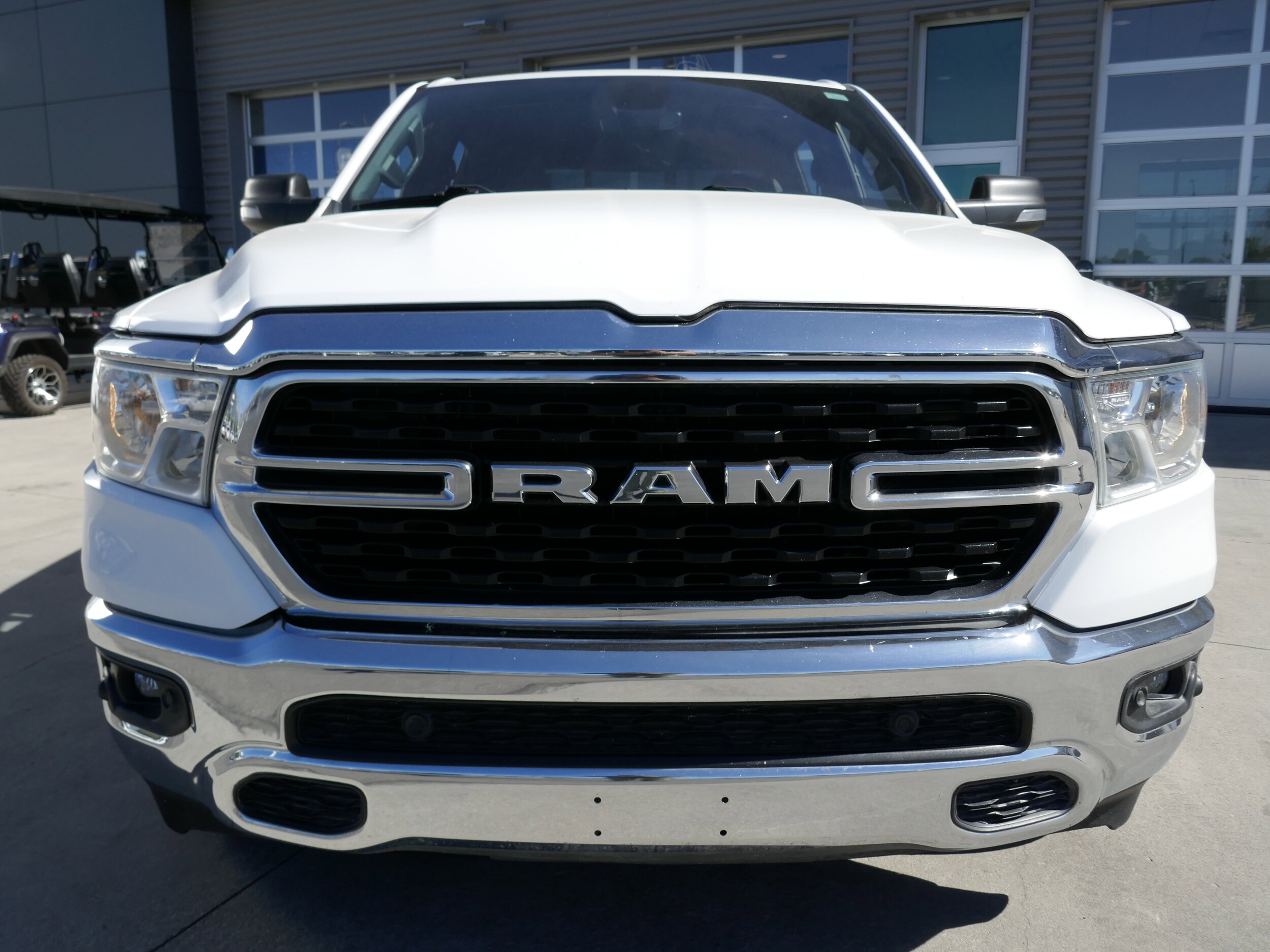 2023 Ram 1500 Big Horn photo 3