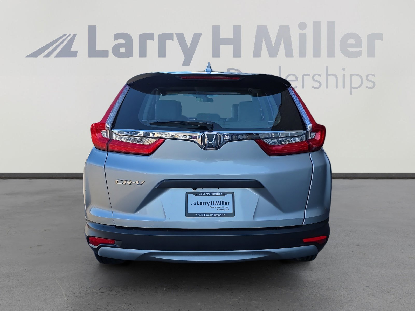 2018 Honda CR-V LX photo 4