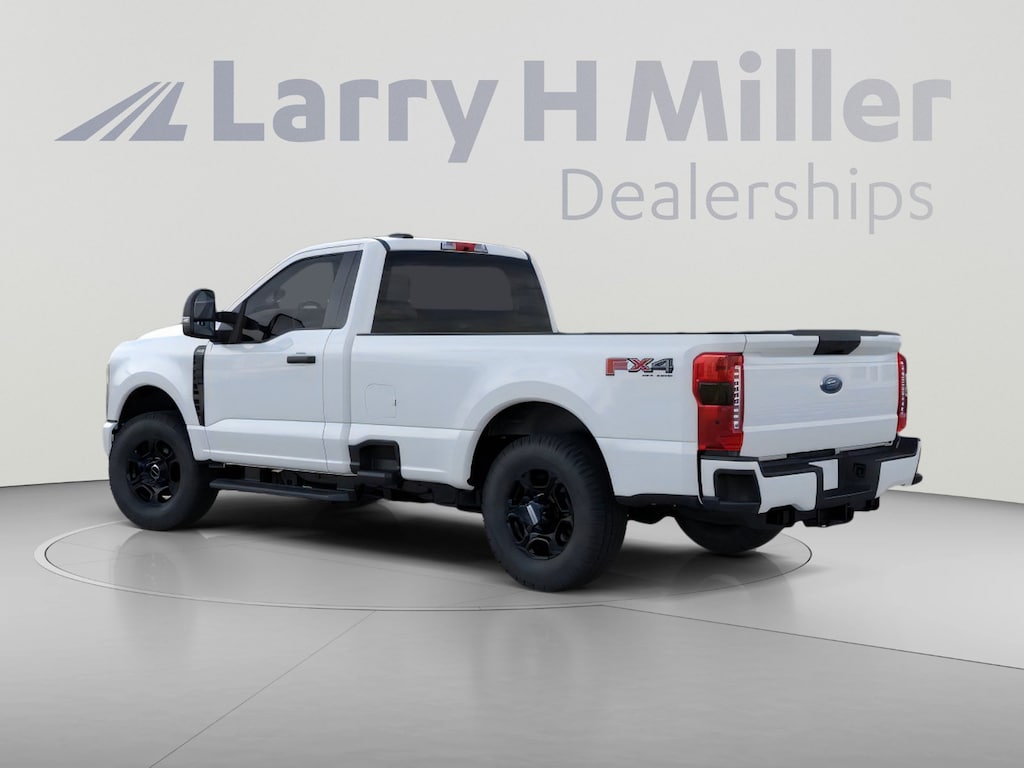 New 2026 Ford Super Duty F-250 SRW XL 4WD Reg Cab 8' Box V8 Engine
