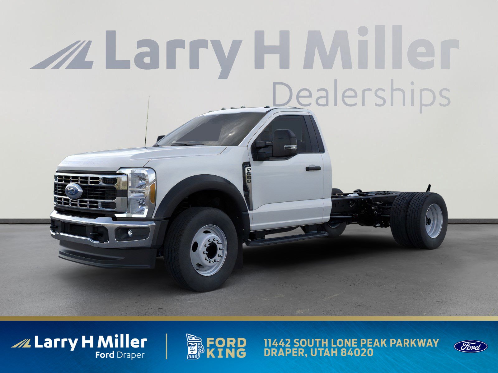 2025 Ford F-600 Super Duty Chassis Cab XL's photo