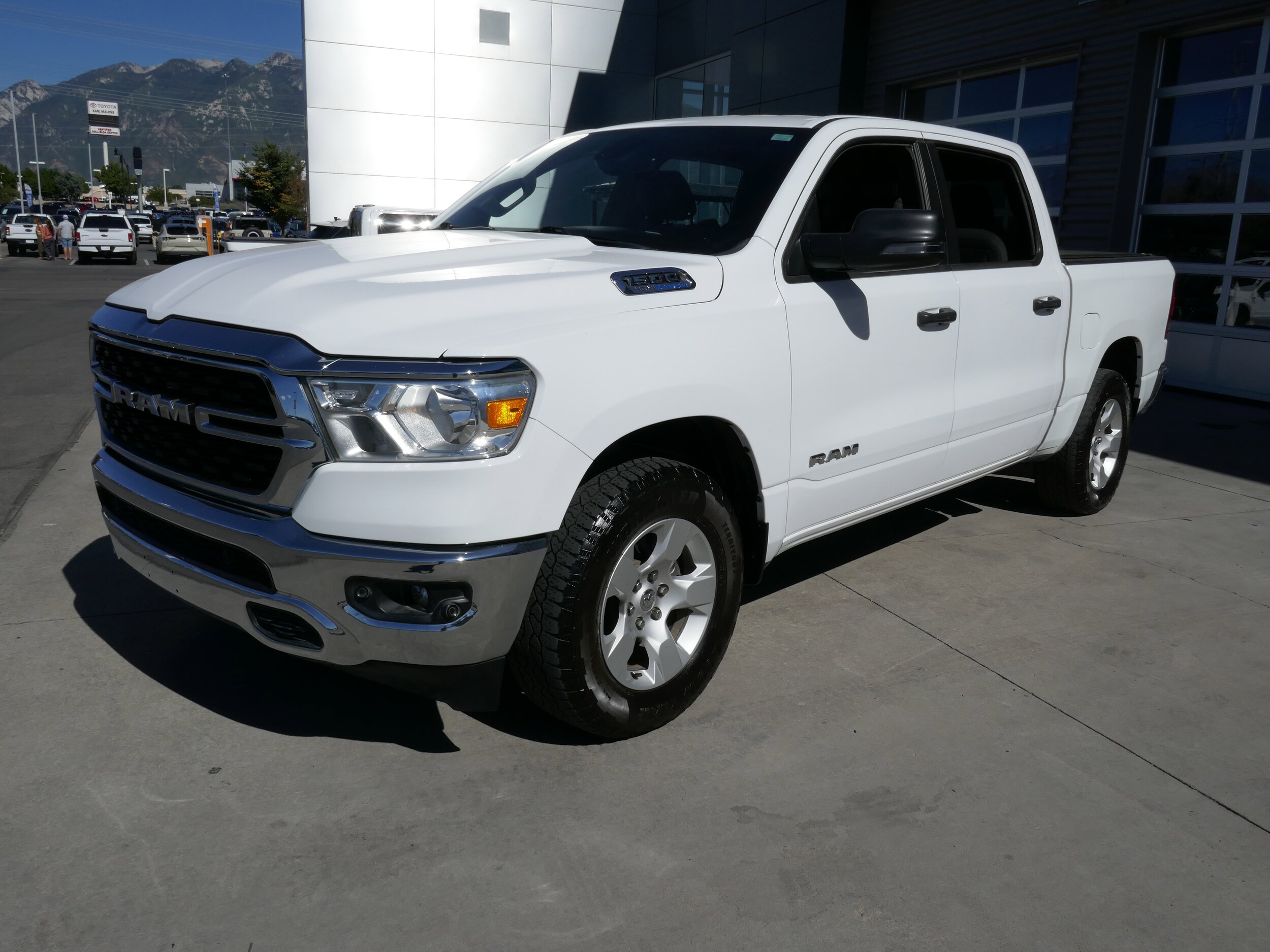 2023 Ram 1500 Big Horn photo 4