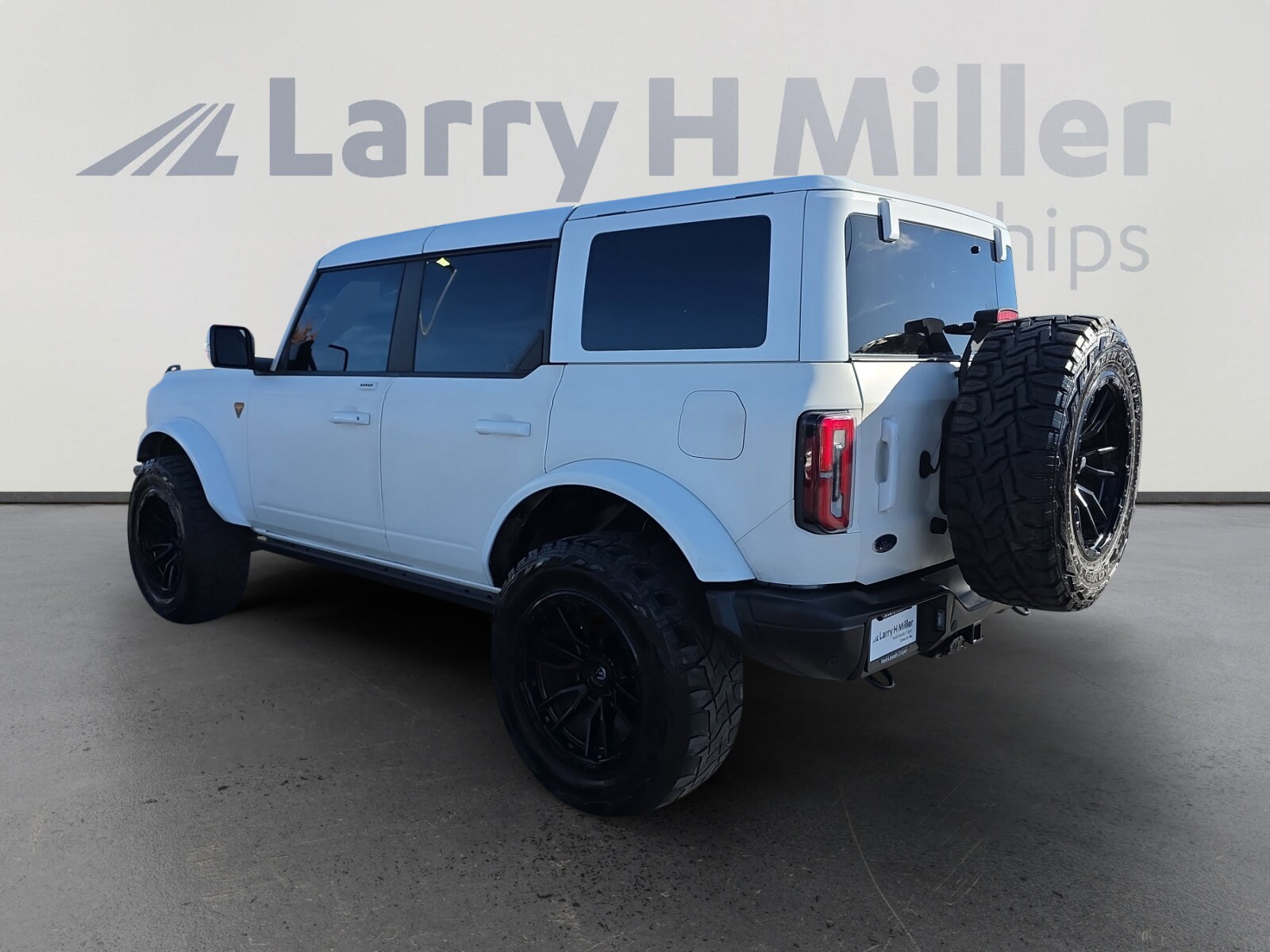 2023 Ford Bronco Badlands photo 3