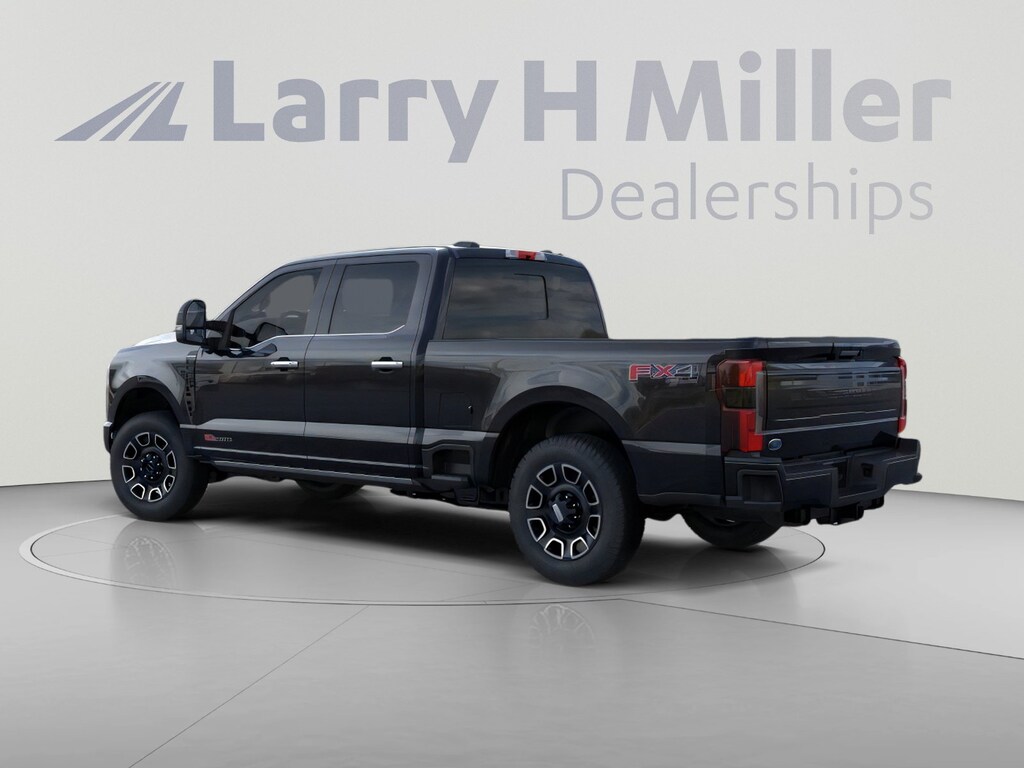 New 2026 Ford Super Duty F-350 SRW Platinum 4WD Crew Cab 6-3/4' Box V8 Engine