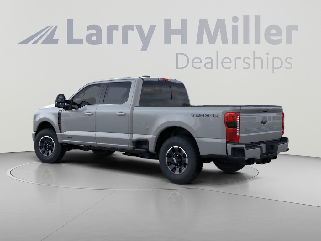 New 2026 Ford Super Duty F-350 SRW LARIAT 4WD Crew Cab 6-3/4' Box V8 Engine