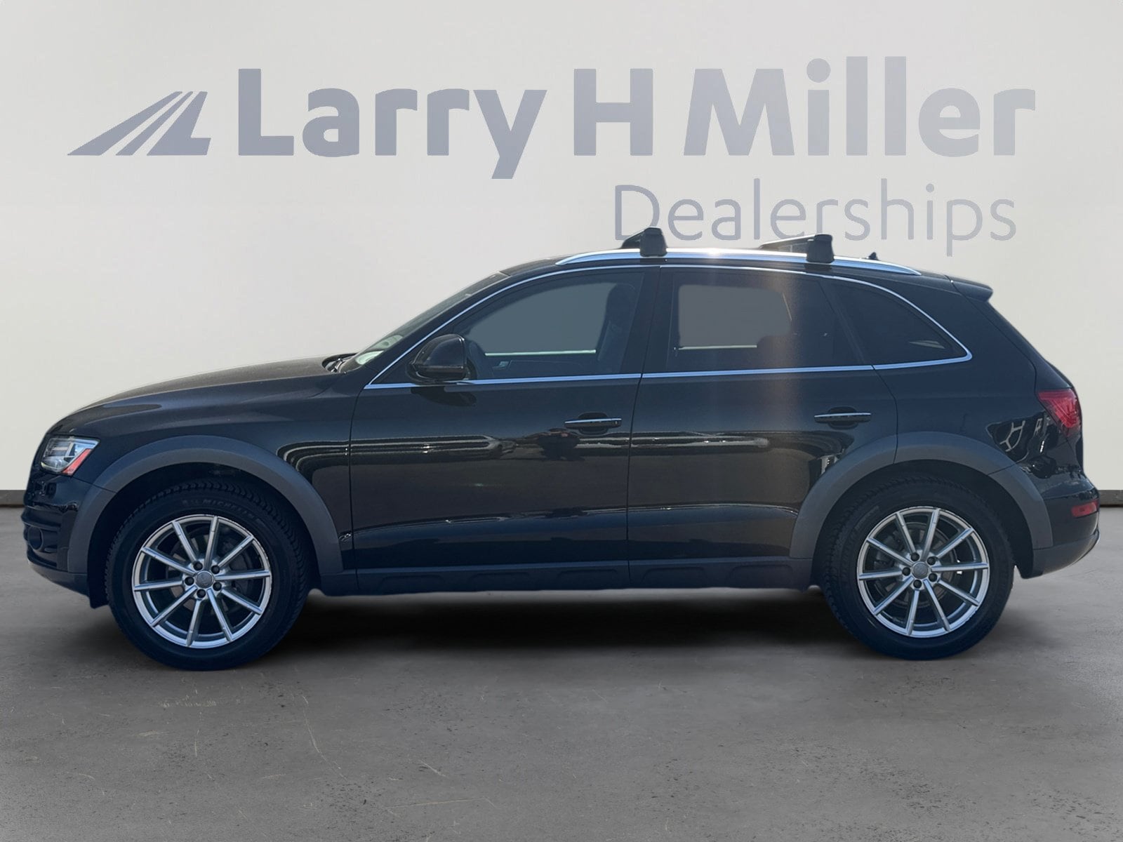 Used 2017 Audi Q5 Premium Plus with VIN WA1L2AFP9HA078178 for sale in Draper, UT