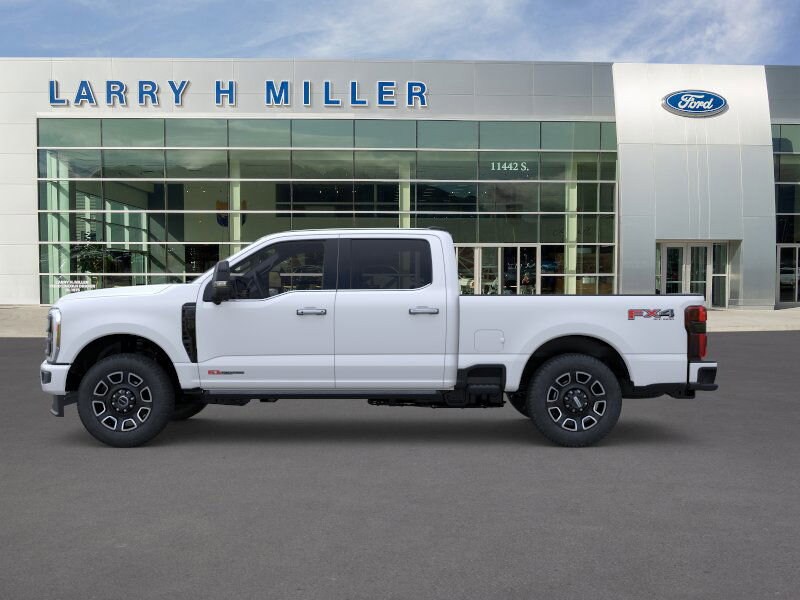 2026 Ford F-350 Platinum photo 3