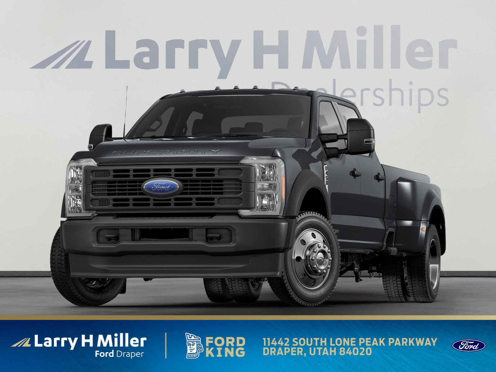 2026 Ford F-450 Platinum 4x4 Crew Cab 8' Box DRW's photo