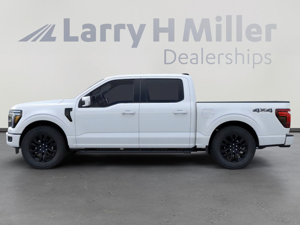 New 2026 Ford F-150 LARIAT 4WD SuperCrew 5-1/2' Box V6 Engine