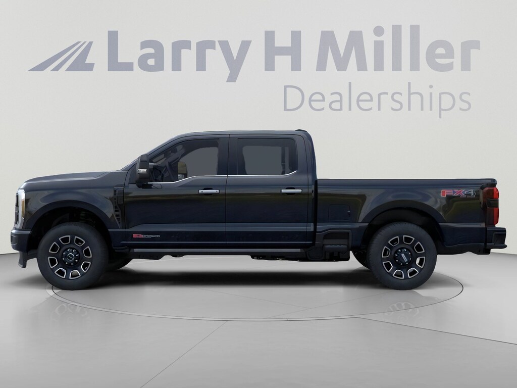 New 2026 Ford Super Duty F-350 SRW Platinum 4WD Crew Cab 6-3/4' Box V8 Engine