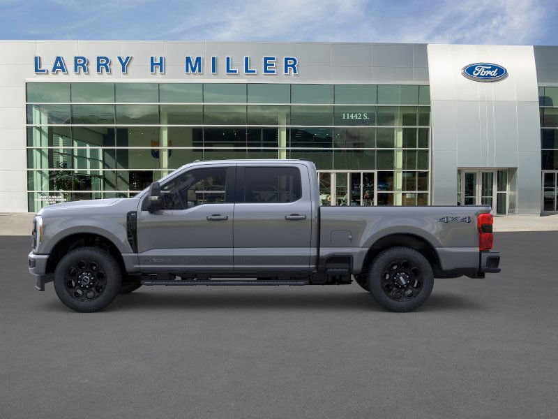 2026 Ford F-350 XLT photo 3