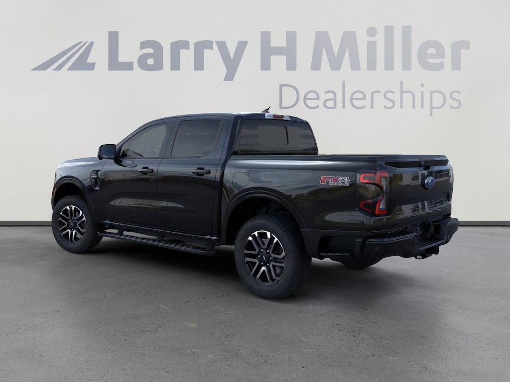 New 2025 Ford Ranger LARIAT 4WD SuperCrew 5' Box V6 Engine