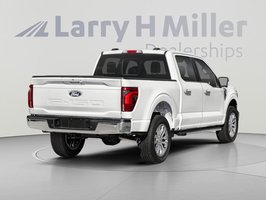 New 2026 Ford F-150 LARIAT 4WD SuperCrew 5-1/2' Box V6 Engine