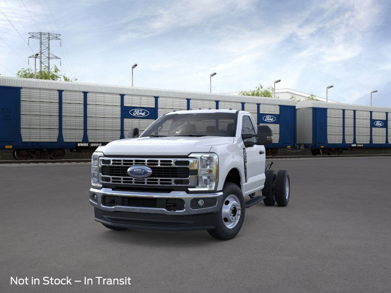 2026 Ford F-350 XL photo 2