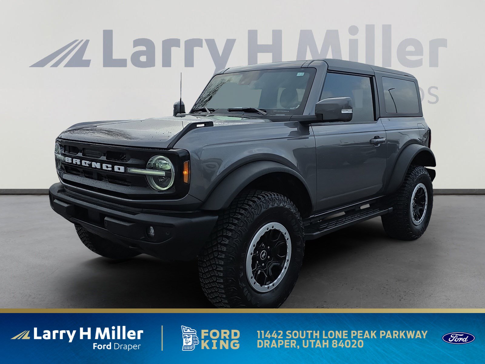 2023 Ford Bronco 2-Door Outer Banks's photo