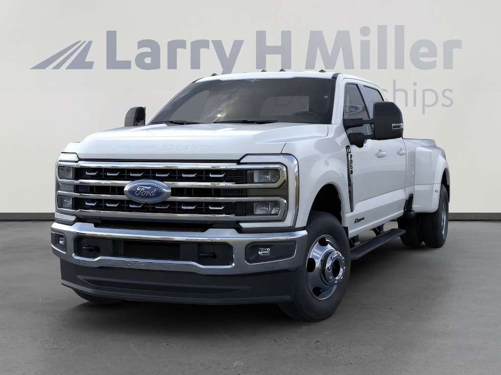 New 2026 Ford Super Duty F-350 DRW XLT 4WD Crew Cab 8' Box V8 Engine