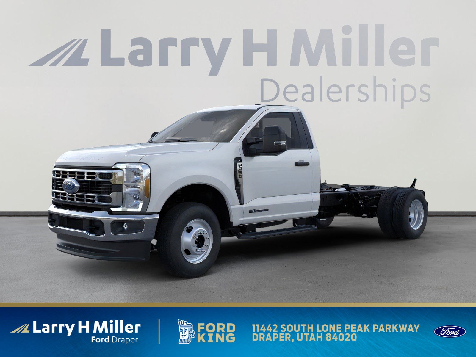 2025 Ford F-350 Super Duty Chassis Cab XL's photo