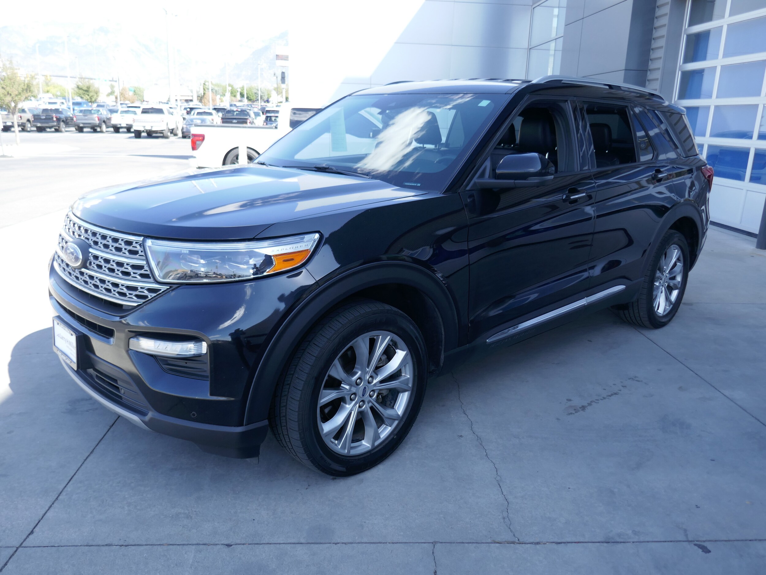 2020 Ford Explorer Limited photo 4