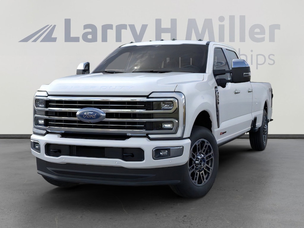 New 2026 Ford Super Duty F-350 SRW Platinum 4WD Crew Cab 6-3/4' Box V8 Engine