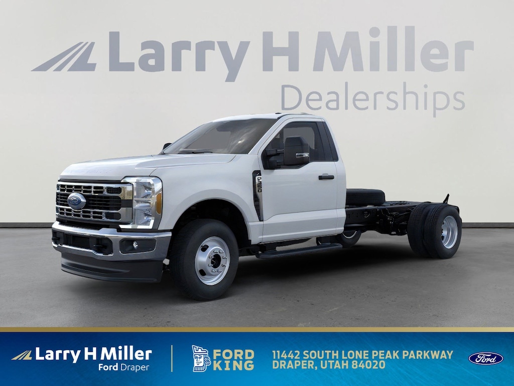 New 2025 Ford Super Duty F-350 DRW XL 4X4 CHASSIS CAB DRW/169 V8 Engine