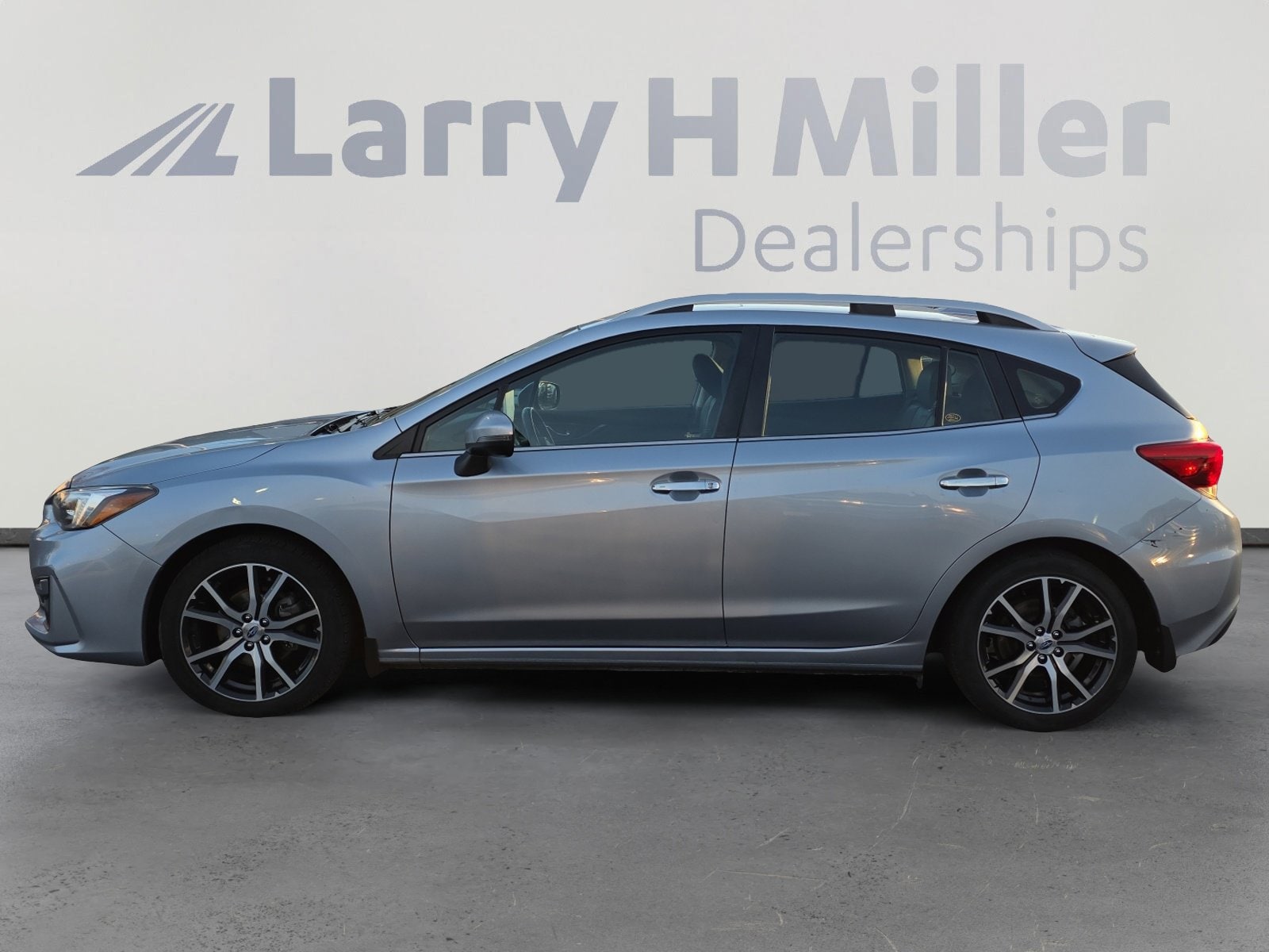 Used 2017 Subaru Impreza Limited with VIN 4S3GTAT64H3700822 for sale in Draper, UT