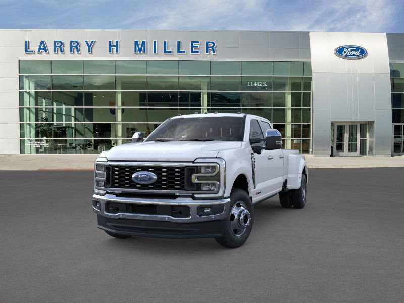 2026 Ford F-350 King Ranch photo 2