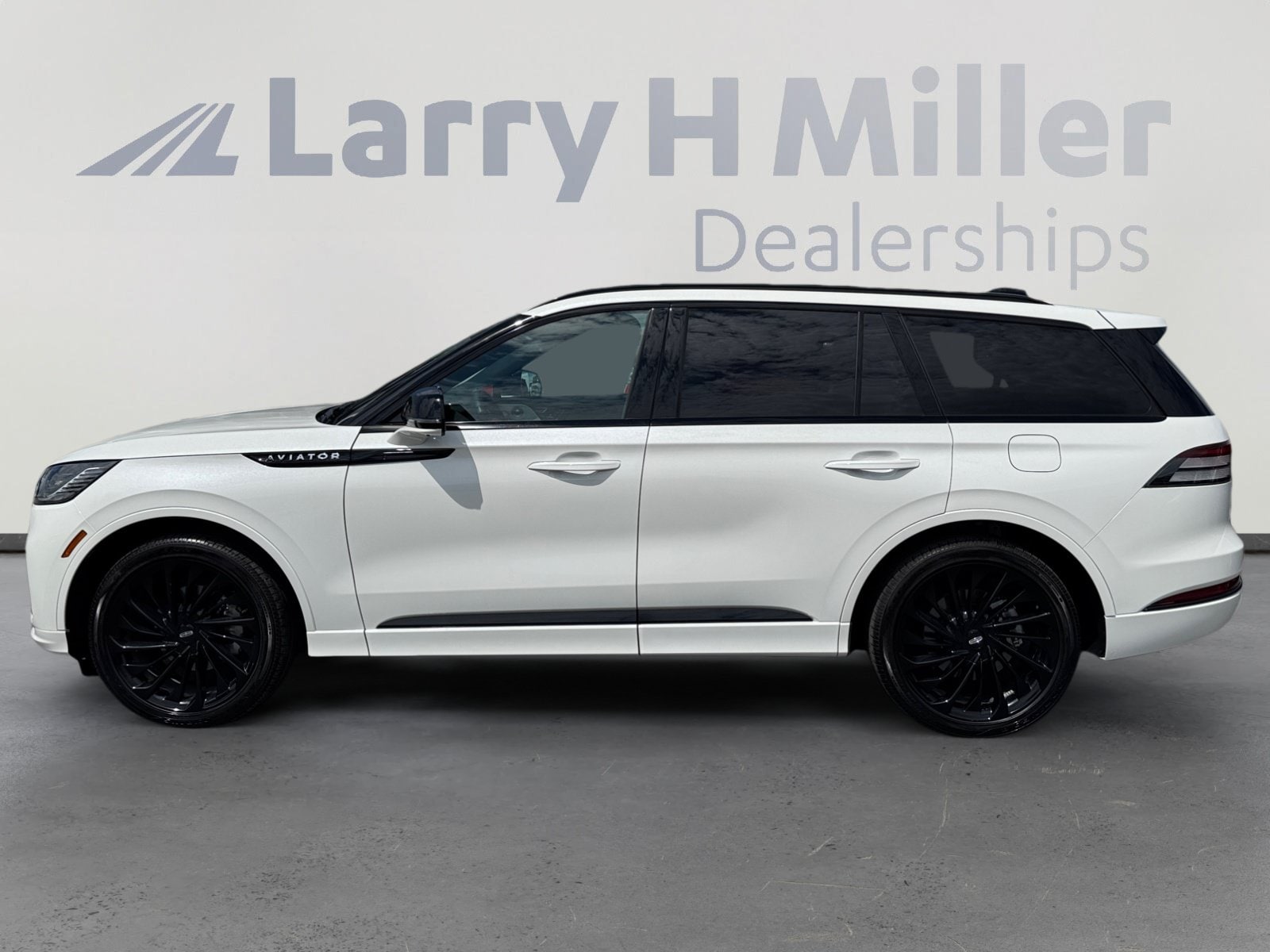 5LM5J7XC9SGL15880