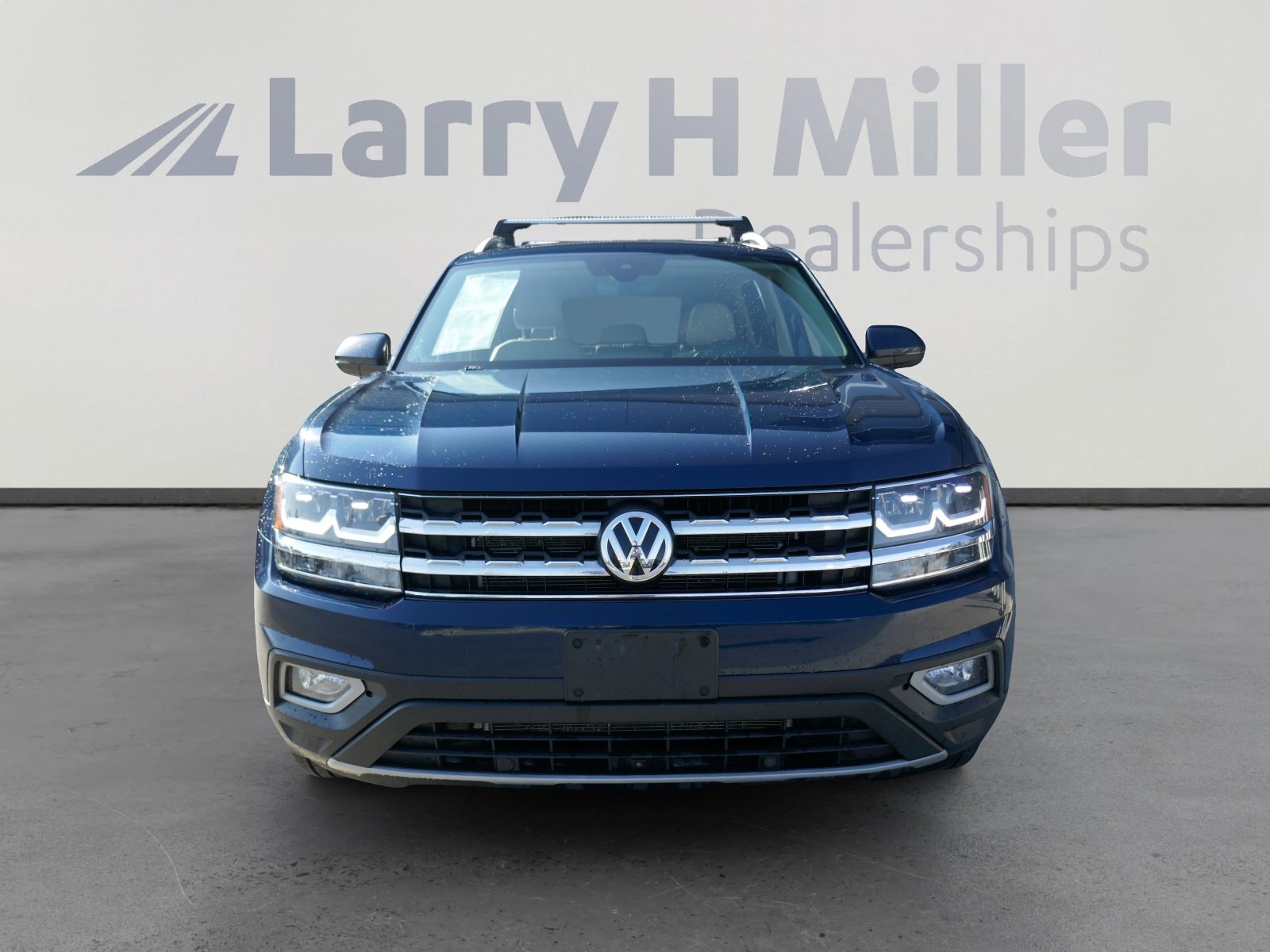Used 2018 Volkswagen Atlas SEL Premium with VIN 1V2NR2CA5JC548425 for sale in Draper, UT