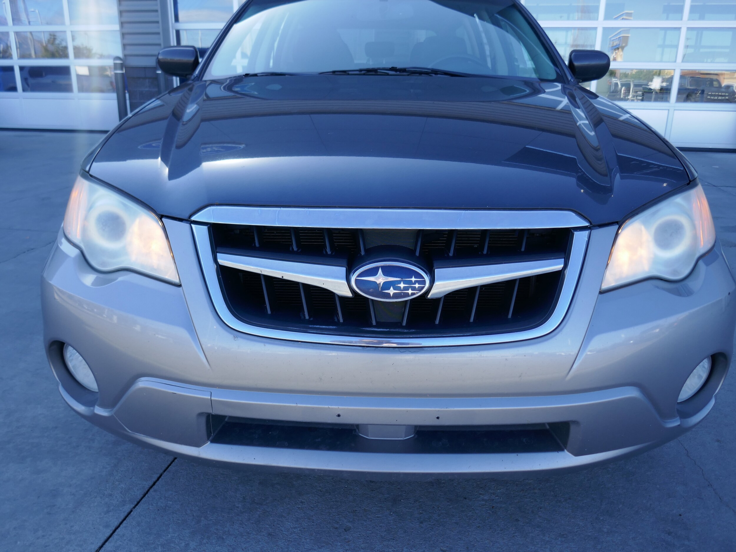 2009 Subaru Outback photo 3