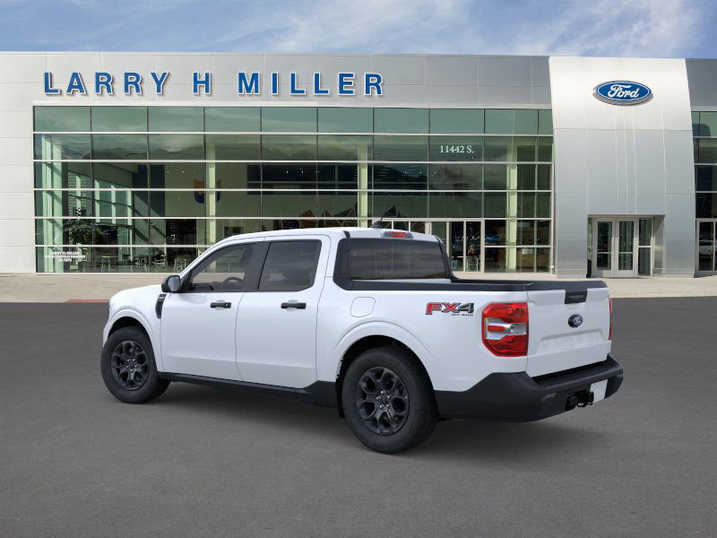 2025 Ford Maverick XLT photo 2