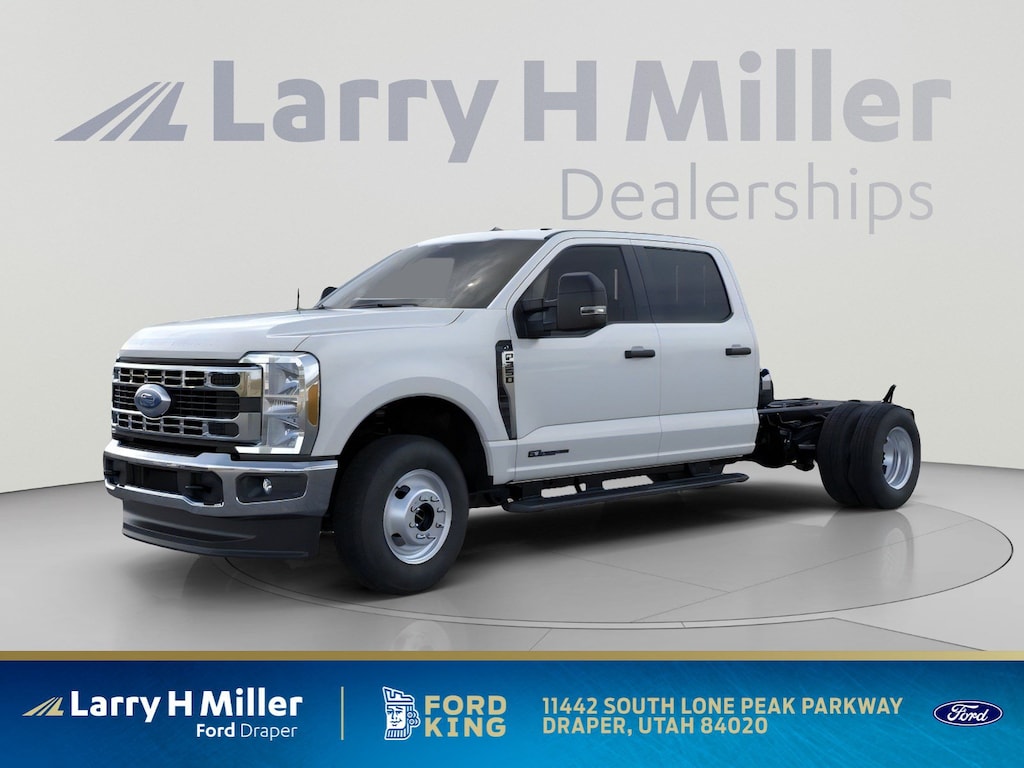 New 2026 Ford Super Duty F-350 DRW XL 4WD Crew Cab 179" WB 60" CA V8 Engine