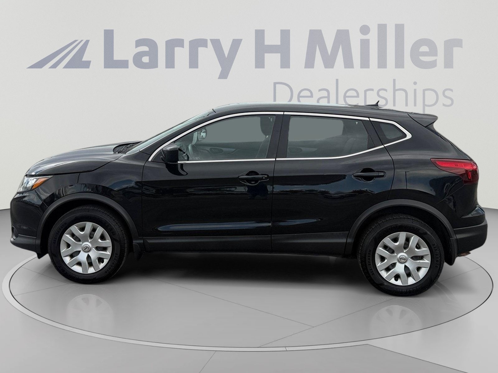 Used 2018 Nissan Rogue Sport S with VIN JN1BJ1CP8JW105567 for sale in Draper, UT