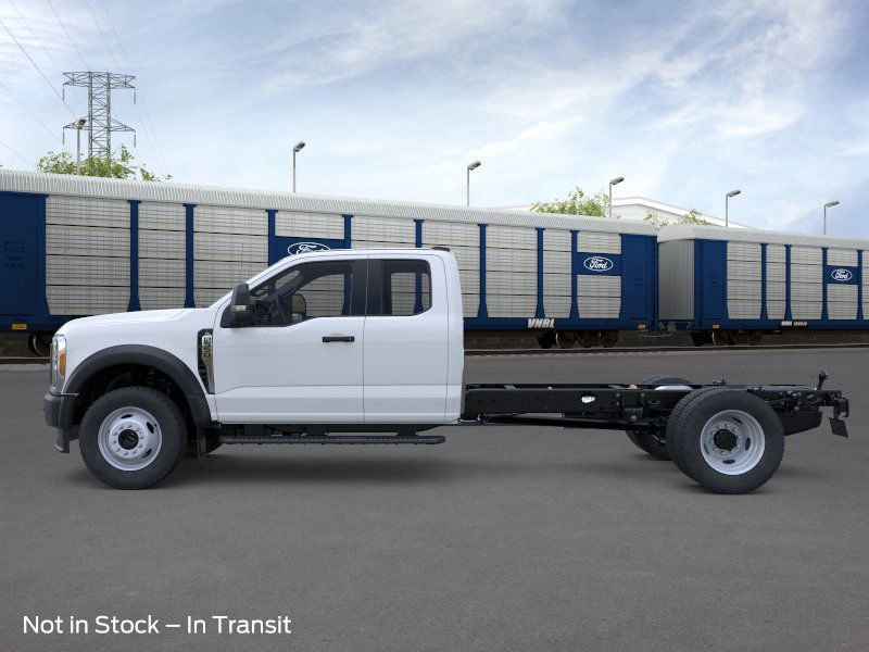 2026 Ford F-550 XL photo 2