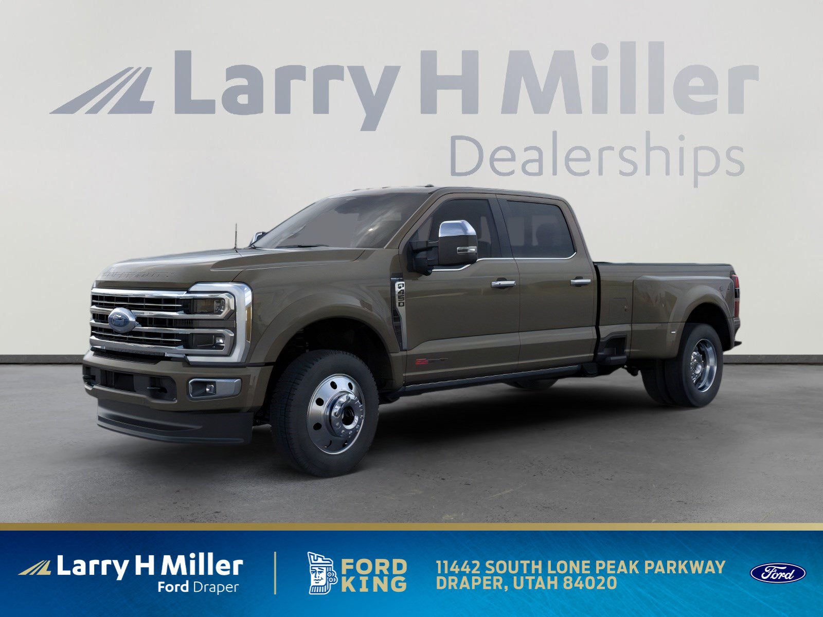 2026 Ford F-450 Platinum 4x4 Crew Cab 8' Box DRW's photo