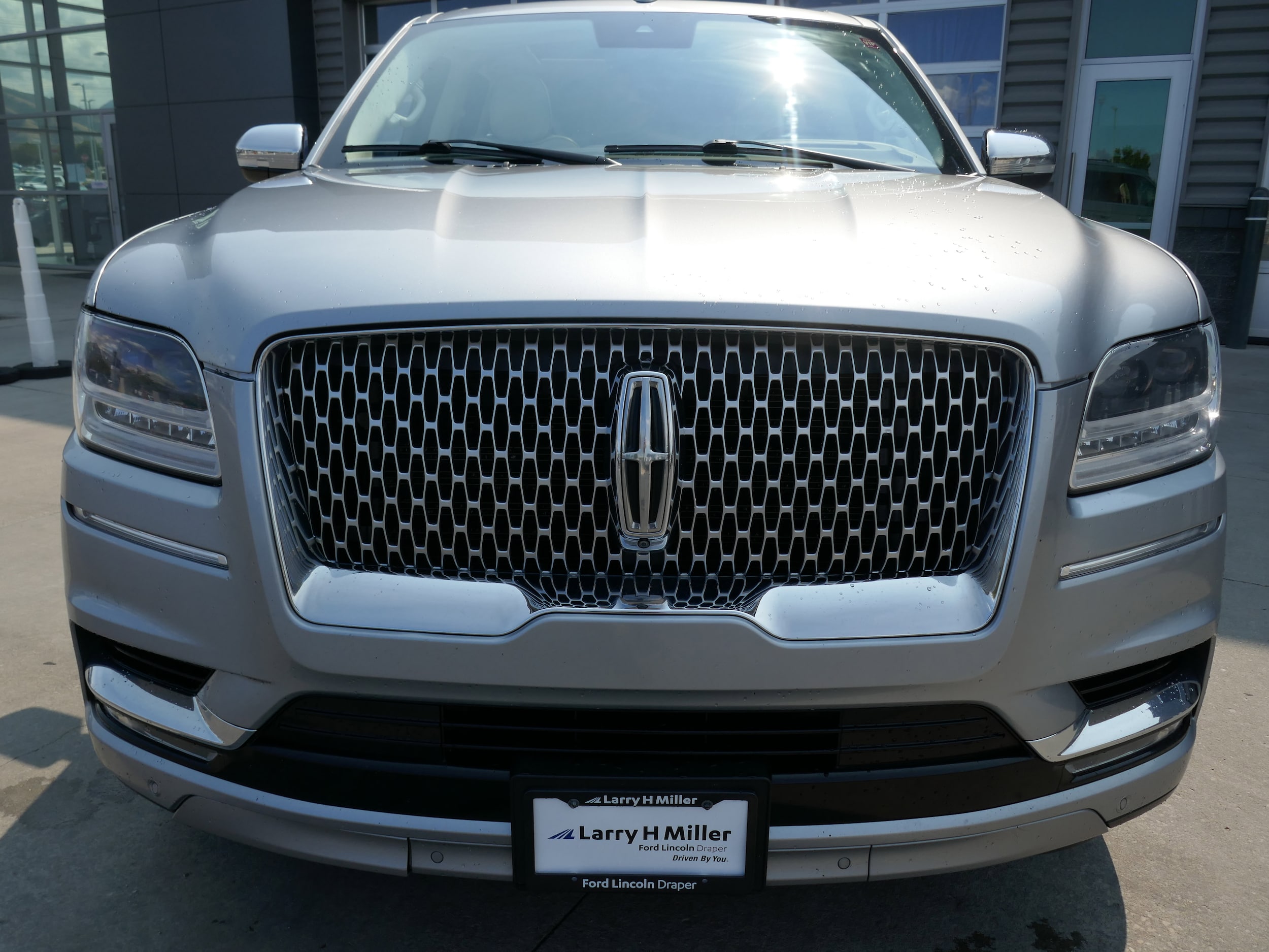 2021 Lincoln Navigator Black Label photo 3
