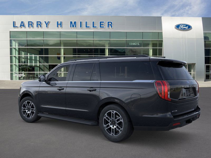 2025 Ford Expedition MAX photo 4