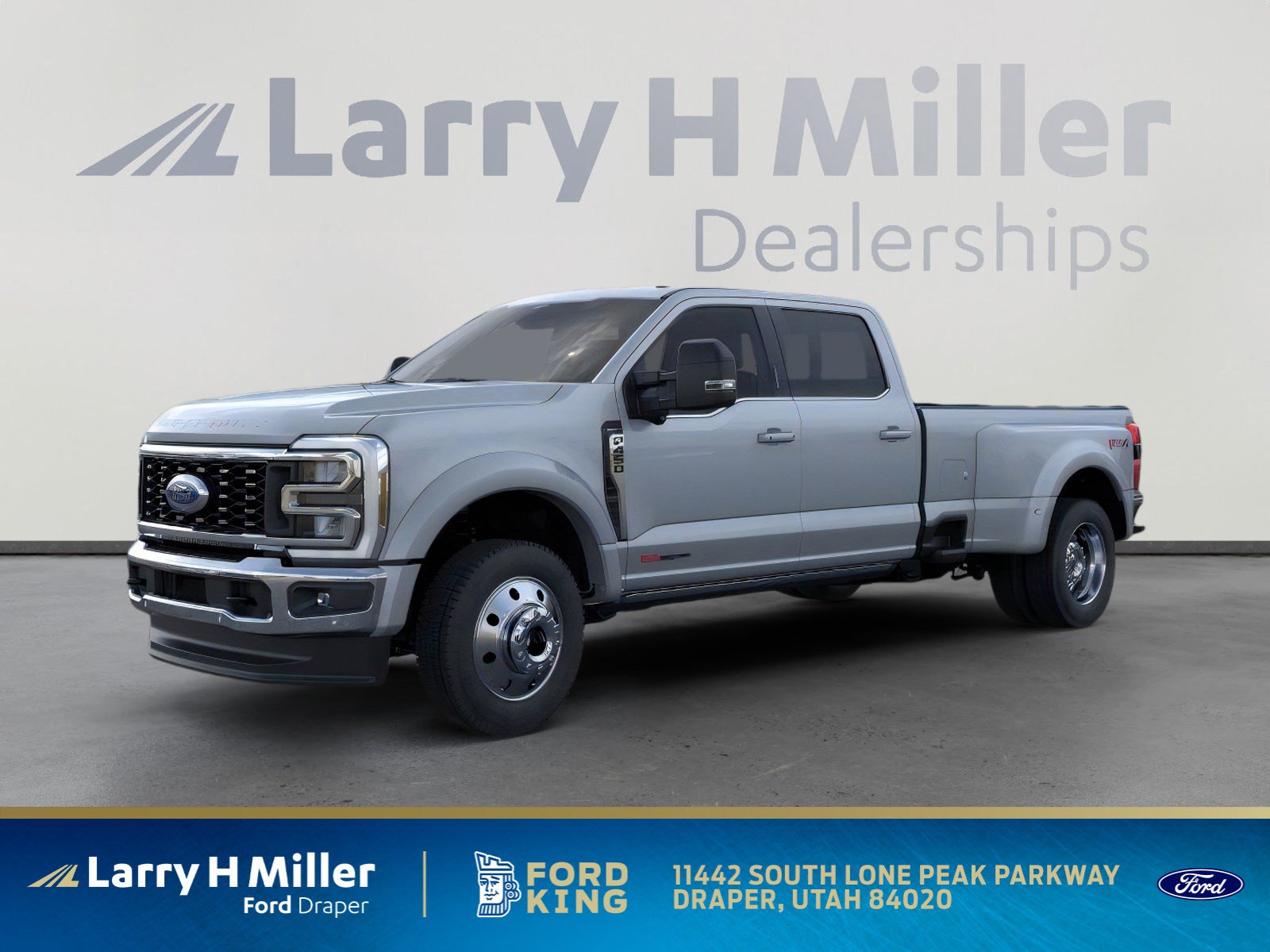 2026 Ford F-450 Super Duty Lariat's photo