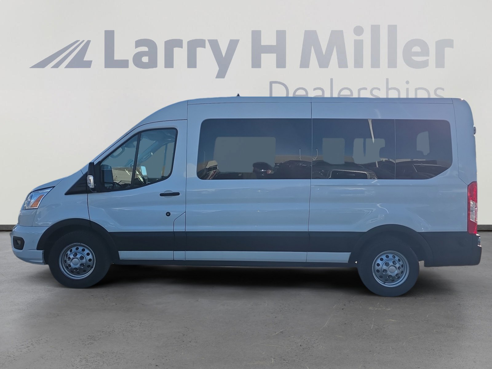 2020 Ford Transit photo 2