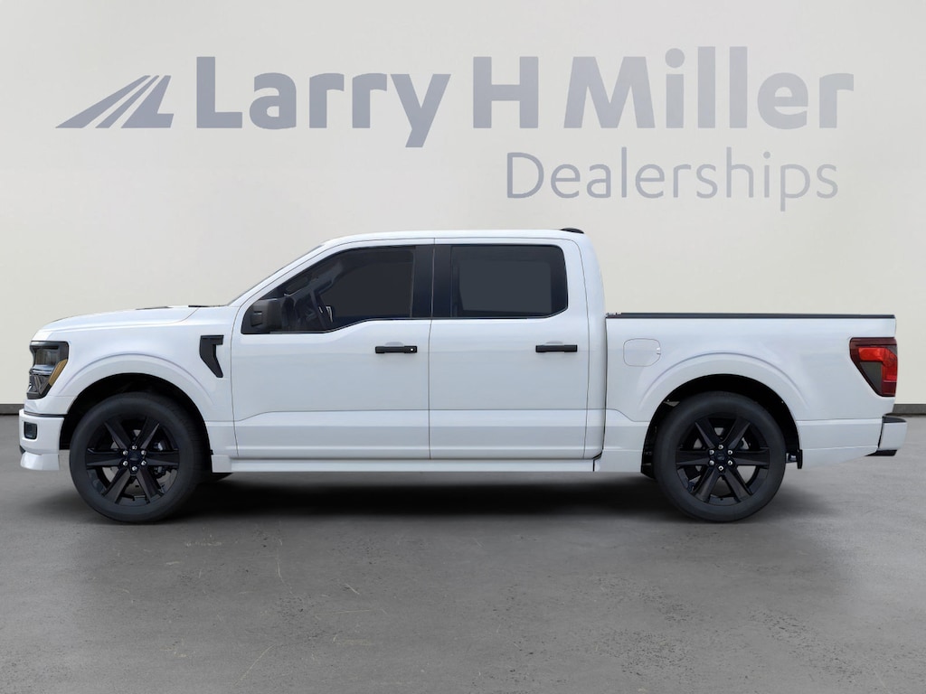 New 2026 Ford F-150 STX 4WD SuperCrew 5-1/2' Box V8 Engine