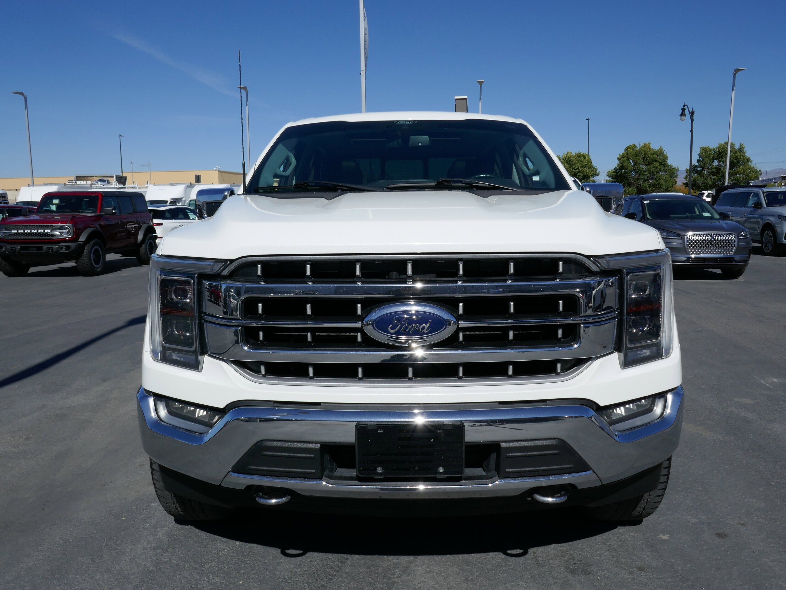 2021 Ford F-150 Lariat photo 2