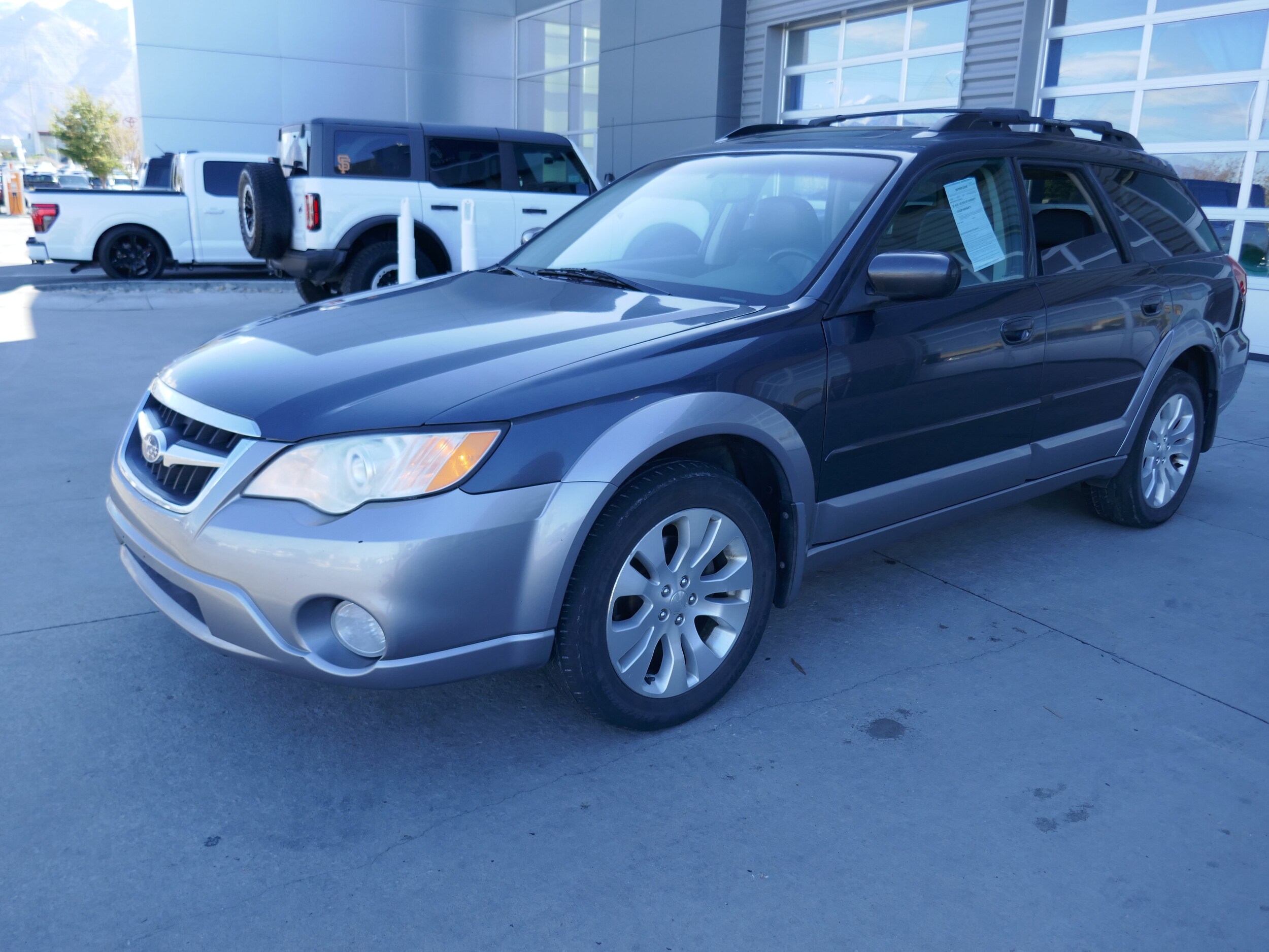 2009 Subaru Outback photo 4