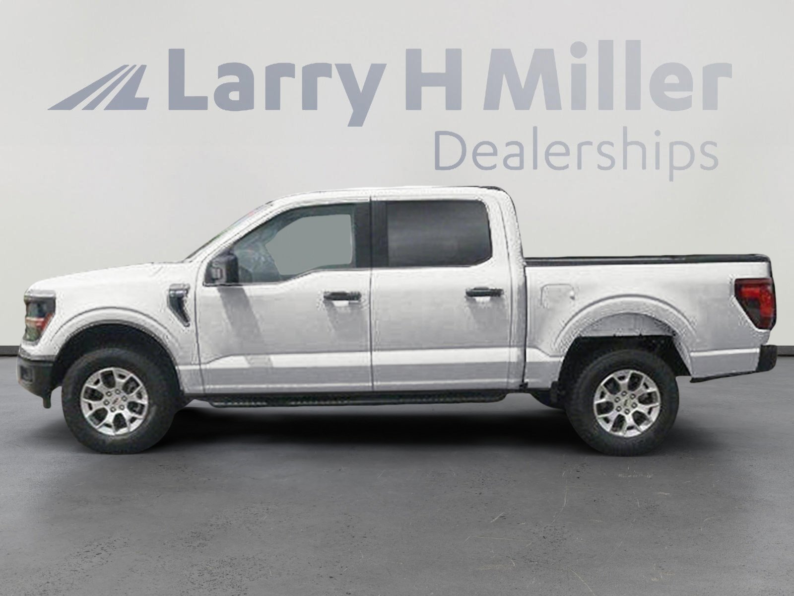 2025 Ford F-150 XL photo 2