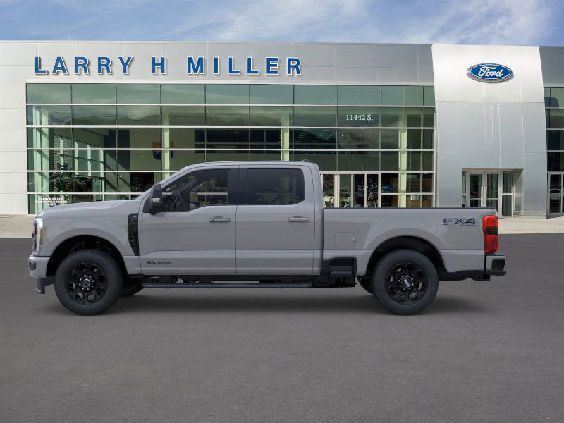 2026 Ford F-350 XLT photo 3