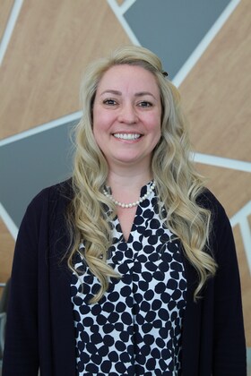 Staff member Hilary Graves from ID_8cbd4e022c3a