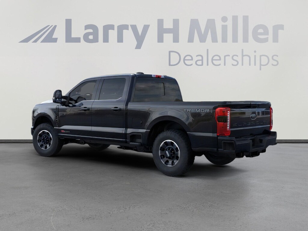 New 2026 Ford Super Duty F-350 SRW LARIAT 4WD Crew Cab 6-3/4' Box V8 Engine