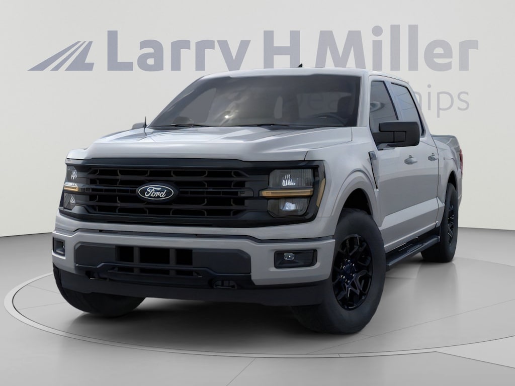 New 2026 Ford F-150 XLT 4WD SuperCrew 5-1/2' Box V6 Engine