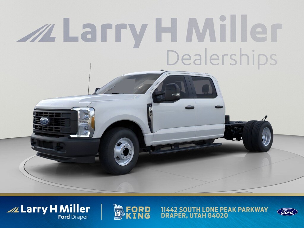 New 2026 Ford Super Duty F-350 DRW XL 2WD Crew Cab 179" WB 60" CA V8 Engine