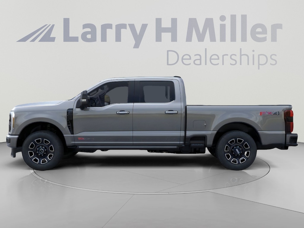 New 2026 Ford Super Duty F-350 SRW Platinum 4WD Crew Cab 6-3/4' Box V8 Engine